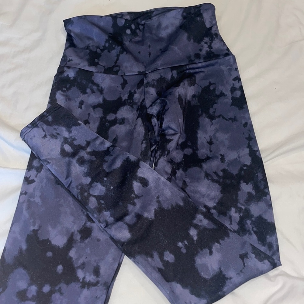 Blue and black tye die onzie leggings